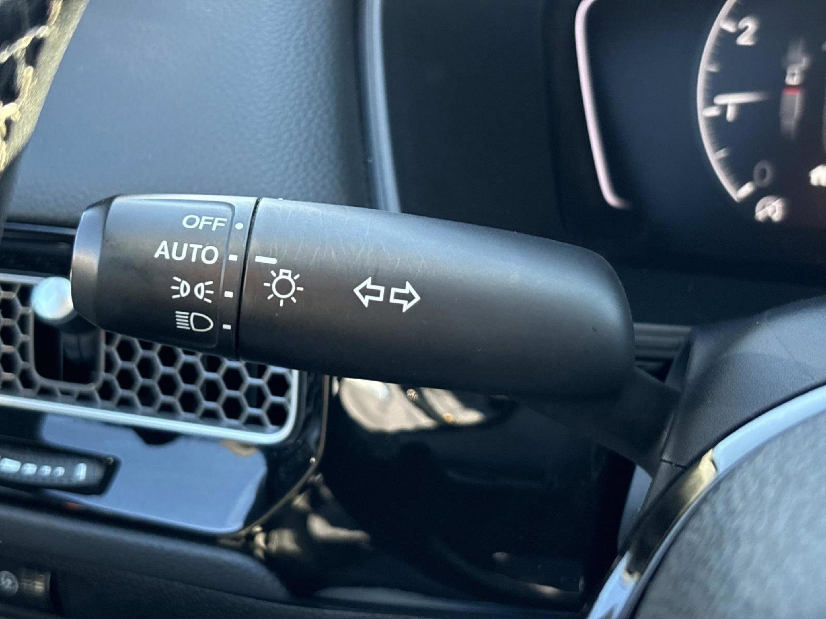 Used 2024 Honda Civic Sport image 27