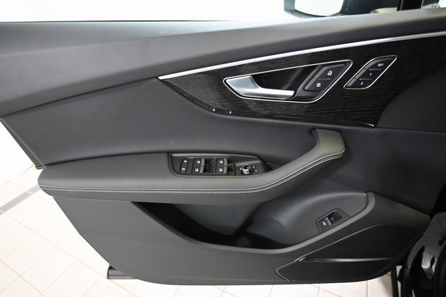 New 2026 Audi Q7 3.0T Prestige image 23