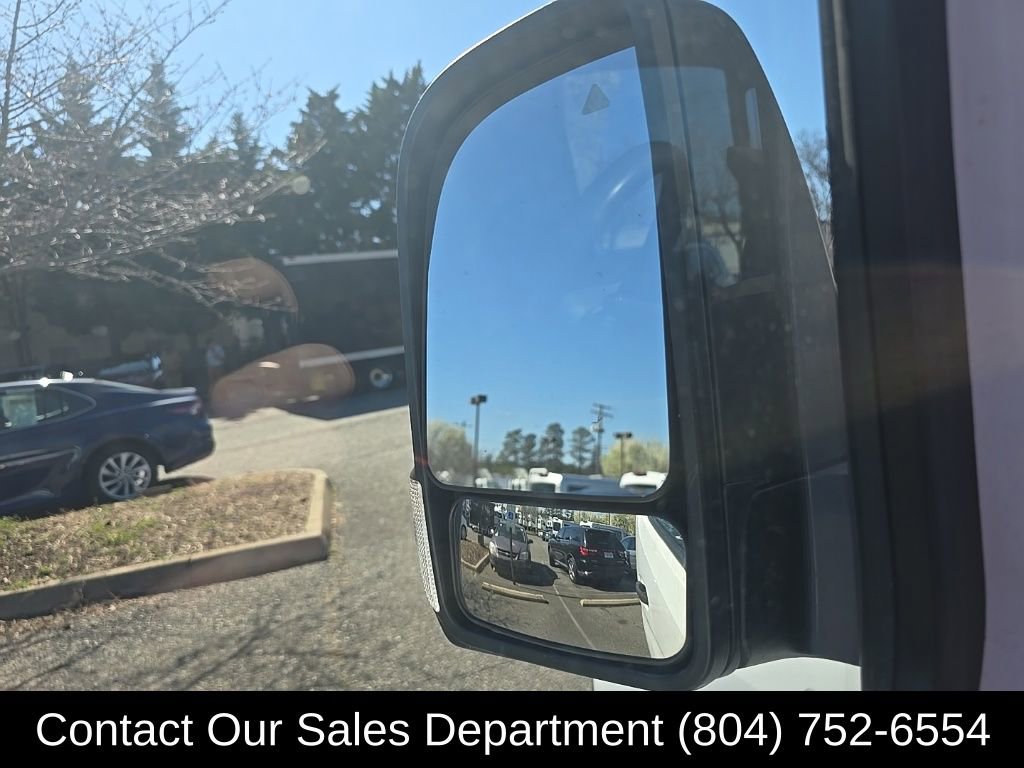 Used 2020 Freightliner Sprinter 3500 image 19