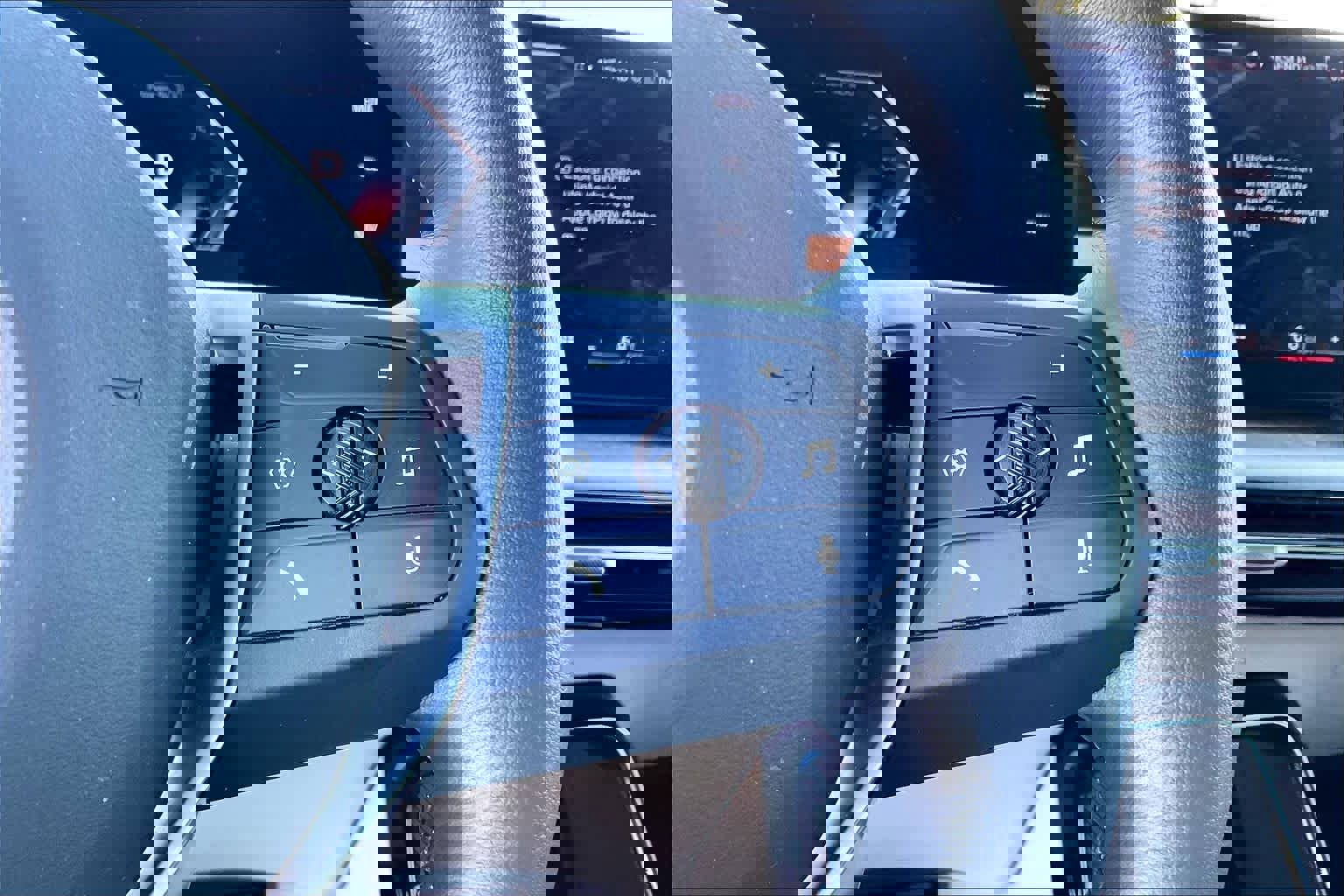 Used 2025 BMW X1 xDrive28i w/ Convenience Package image 20