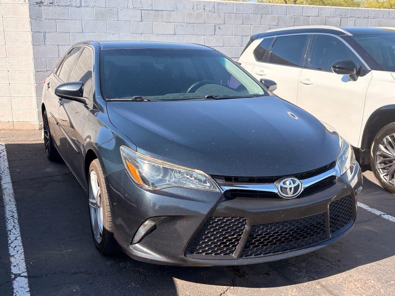 Used 2017 Toyota Camry LE w/ Protection Package (Q2) FWD image 4