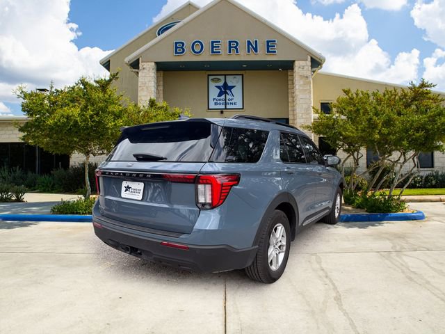Used 2025 Ford Explorer Active RWD image 5
