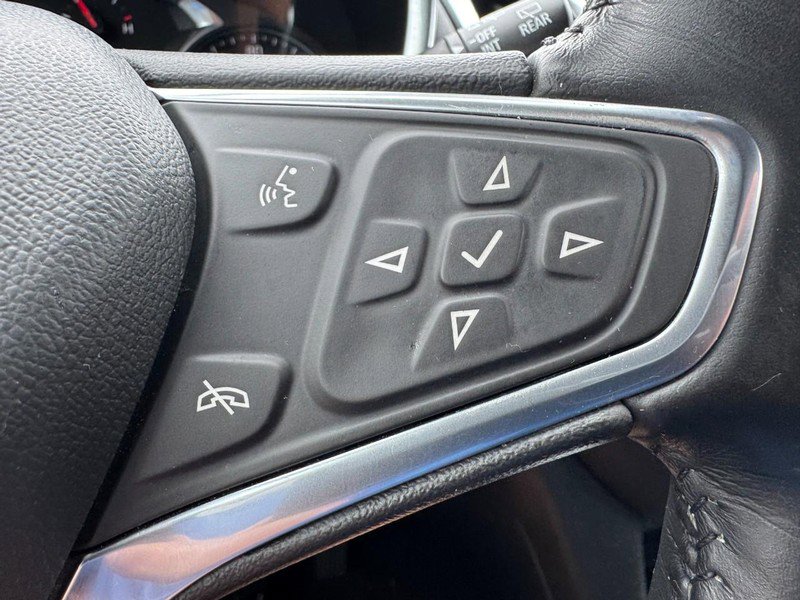 Used 2022 Chevrolet Equinox LT image 17