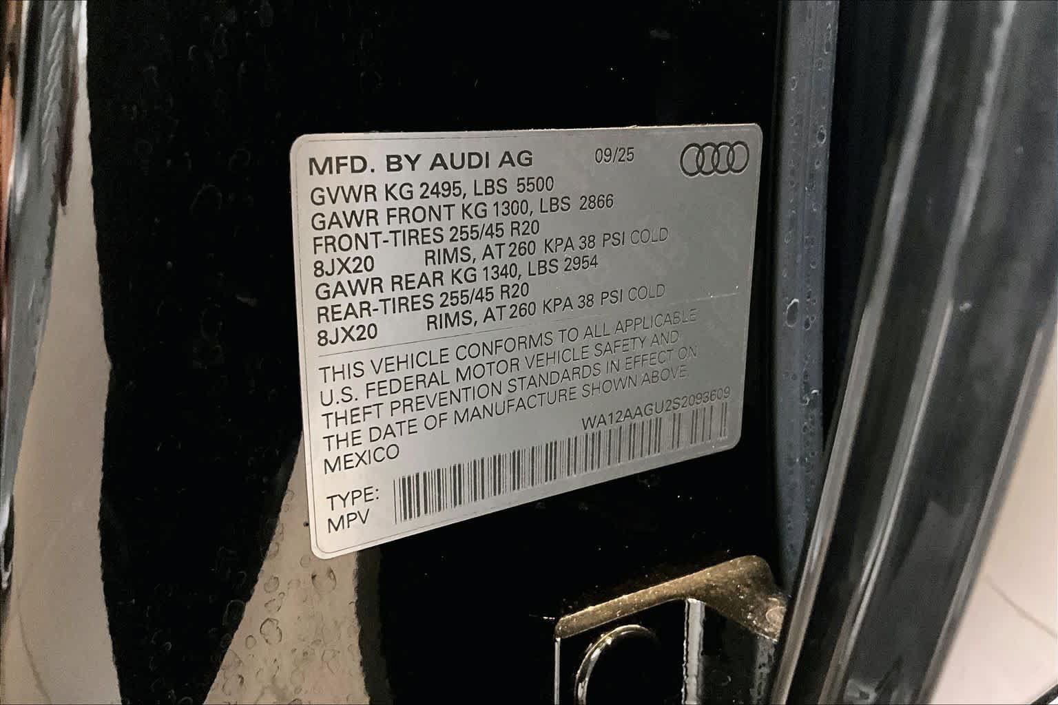 Certified 2025 Audi Q5 Premium AWD/4WD image 34