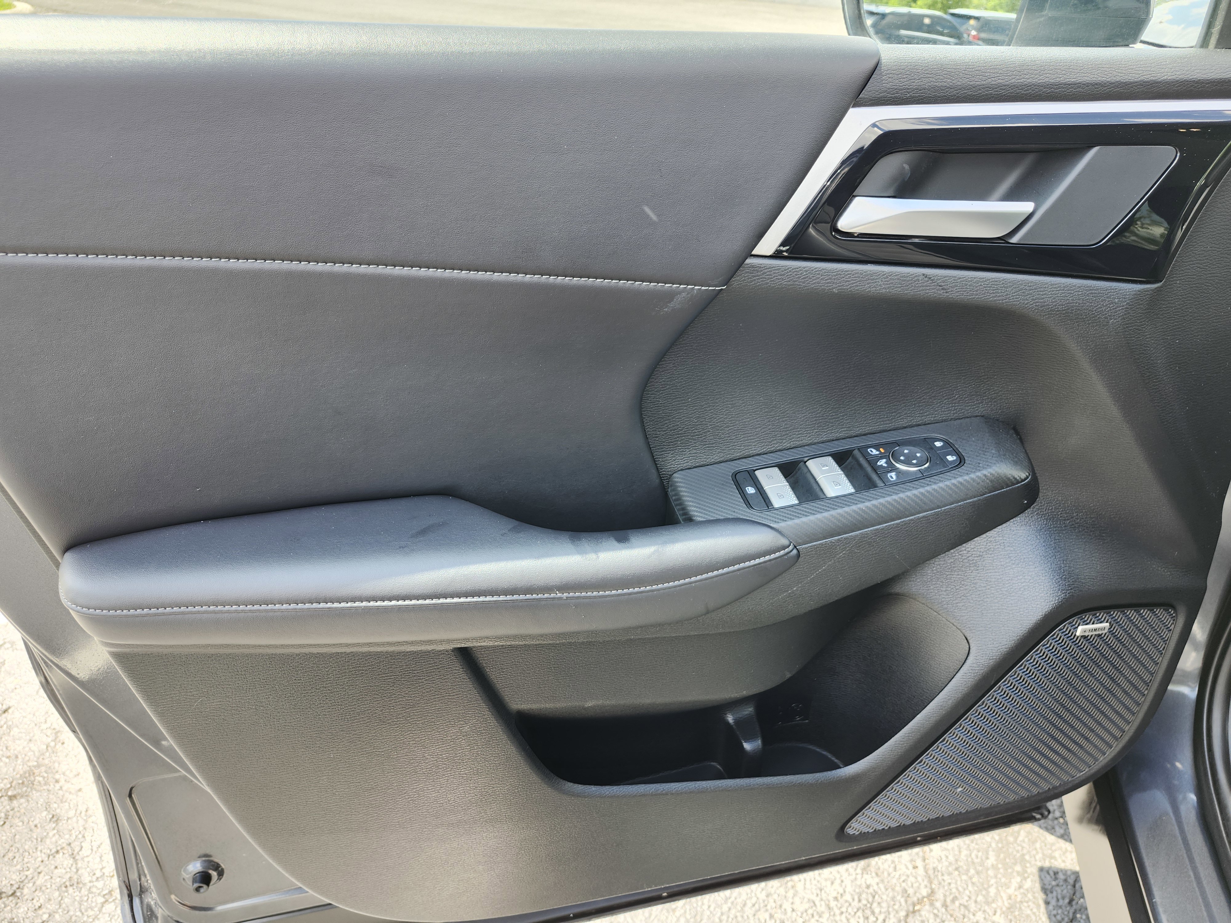 Used 2025 Mitsubishi Outlander SE AWD/4WD image 30