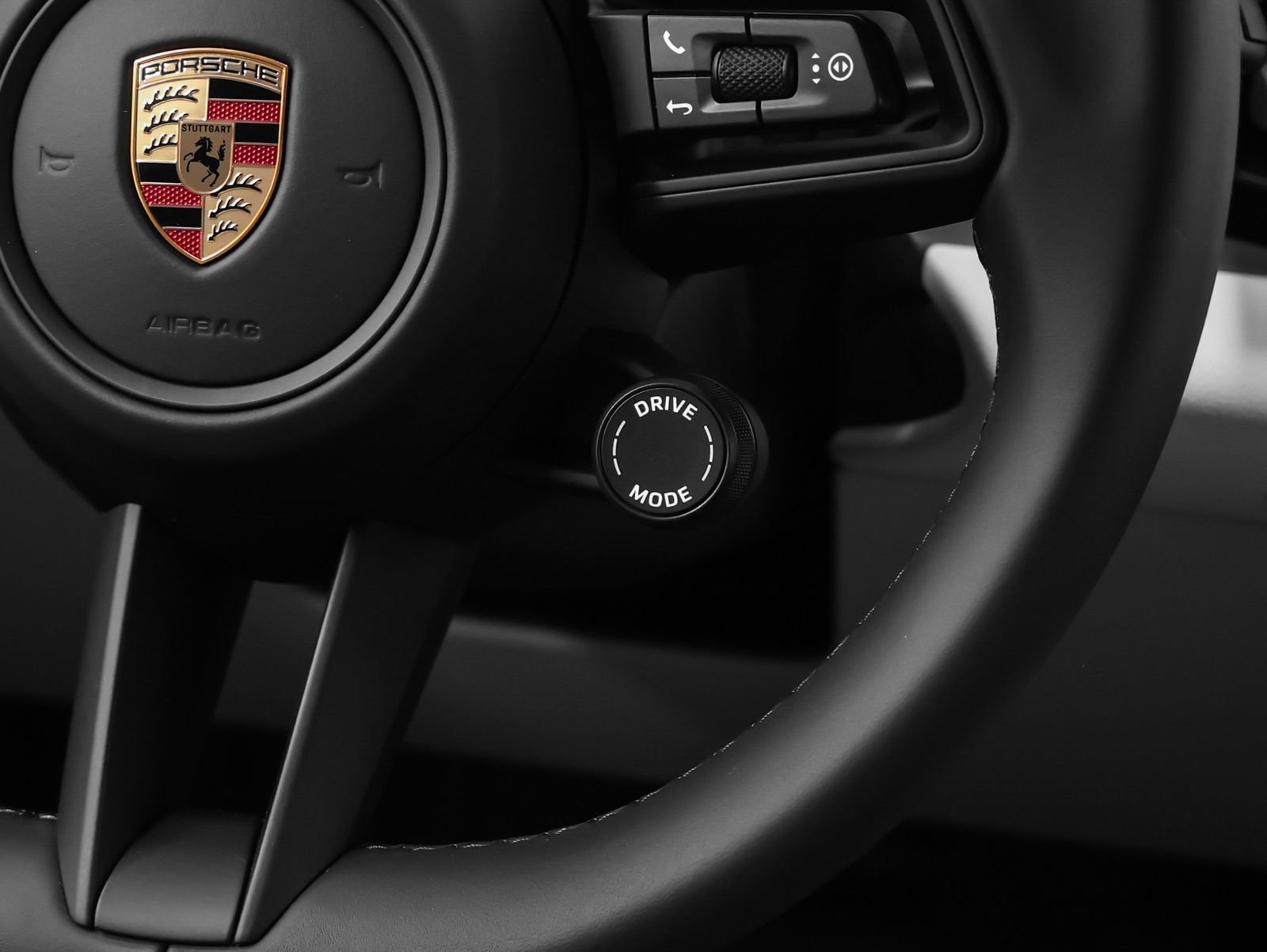 New 2026 Porsche Macan 4 Electric AWD/4WD image 39