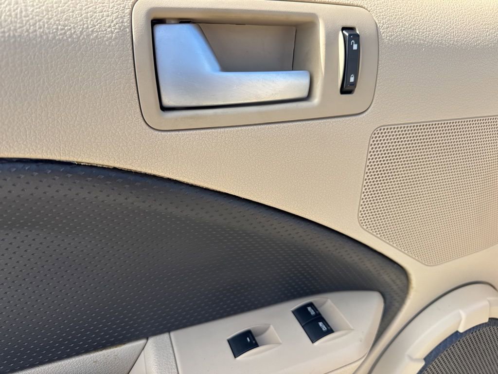 Used 2006 Ford Mustang GT image 21