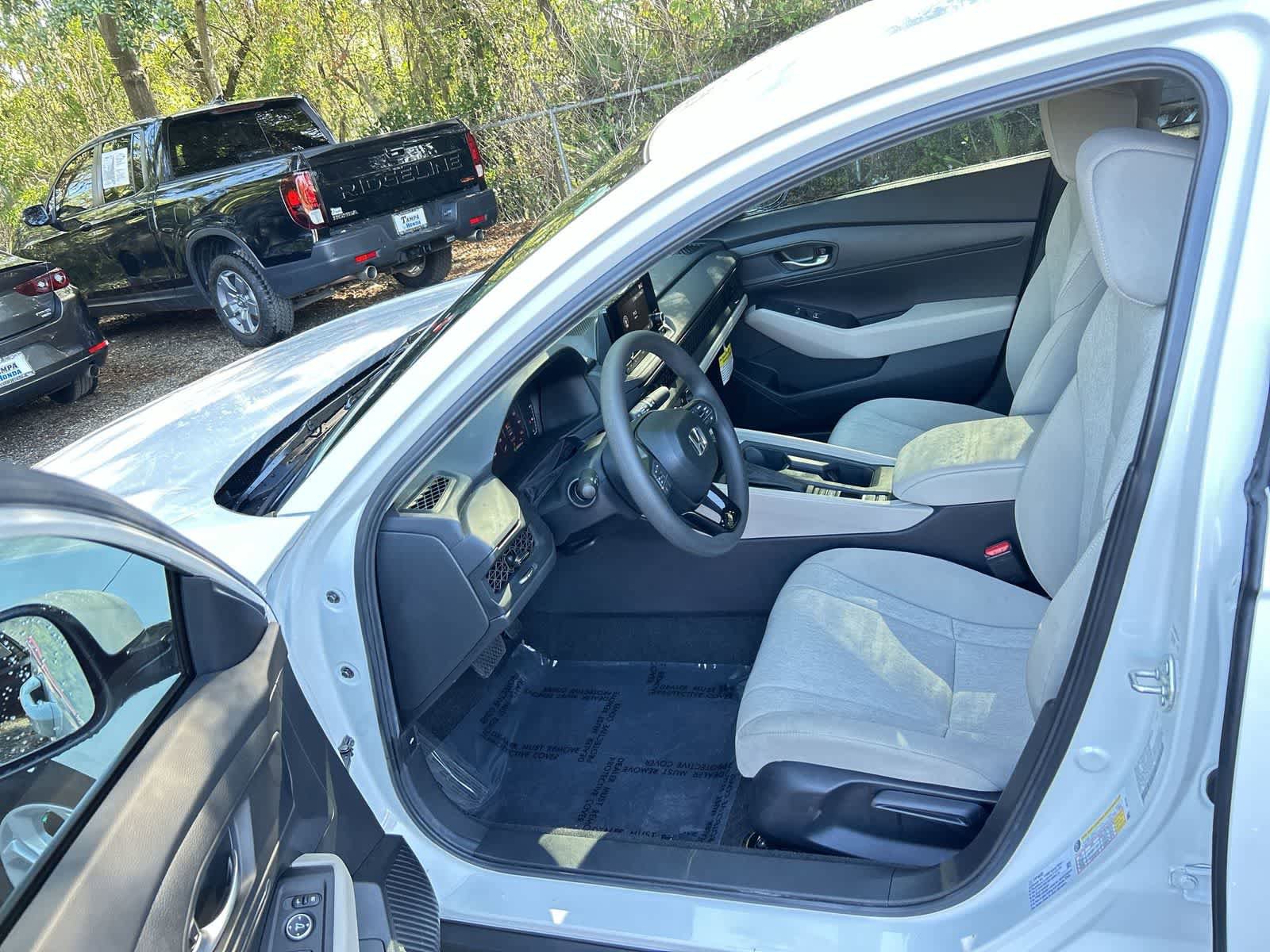 Certified 2025 Honda Accord LX image 10