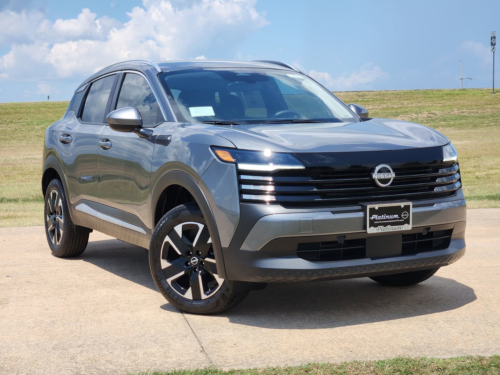 New 2025 Nissan Kicks SV w/ SV Premium Package image 6