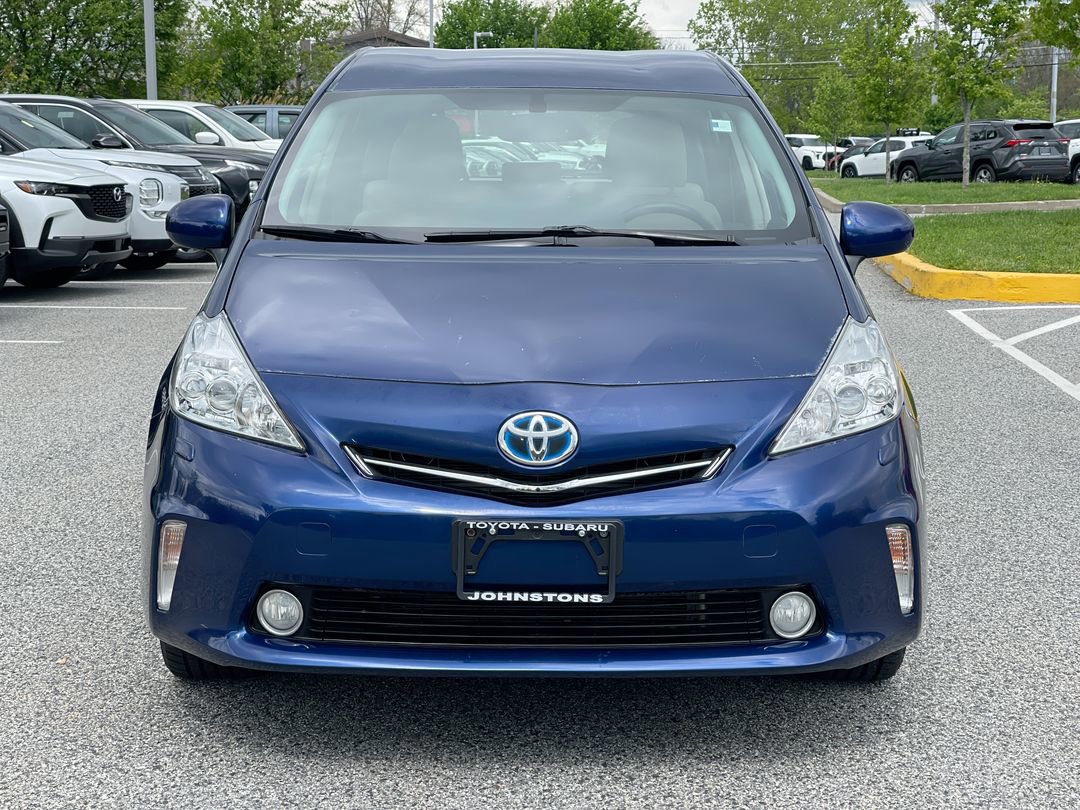 Used 2014 Toyota Prius V Five FWD image 12