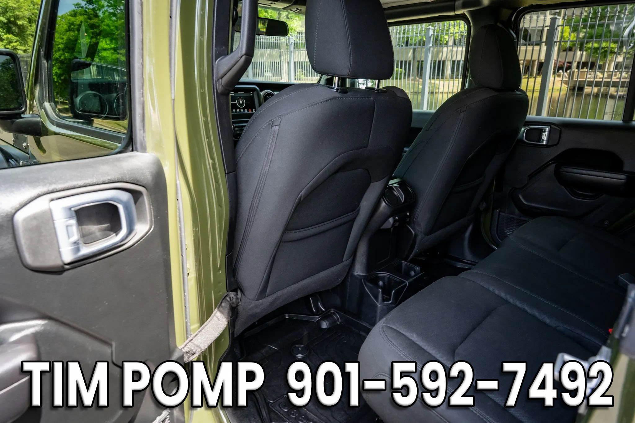 Used 2020 Jeep Wrangler Unlimited Sport AWD/4WD image 12