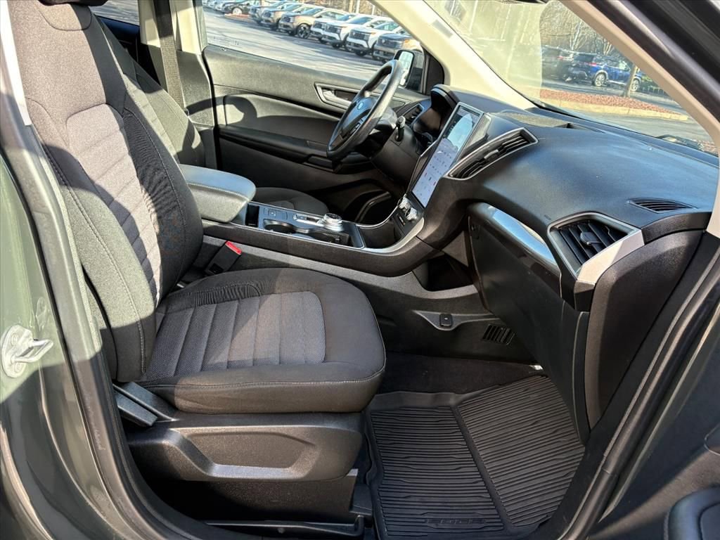 Used 2024 Ford Edge SE AWD/4WD image 15