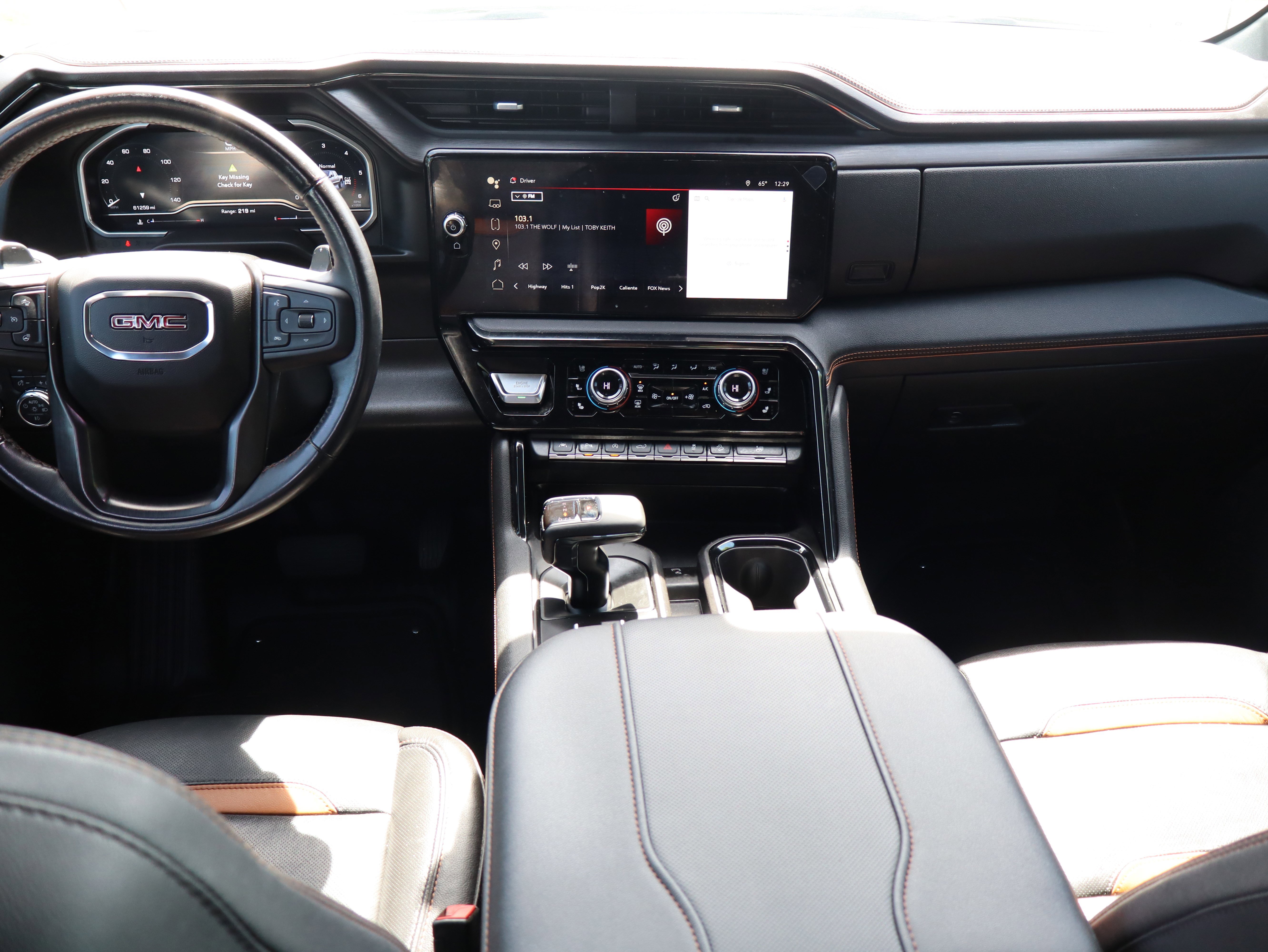 Used 2023 GMC Sierra 1500 AT4 w/ AT4 Premium Package image 27