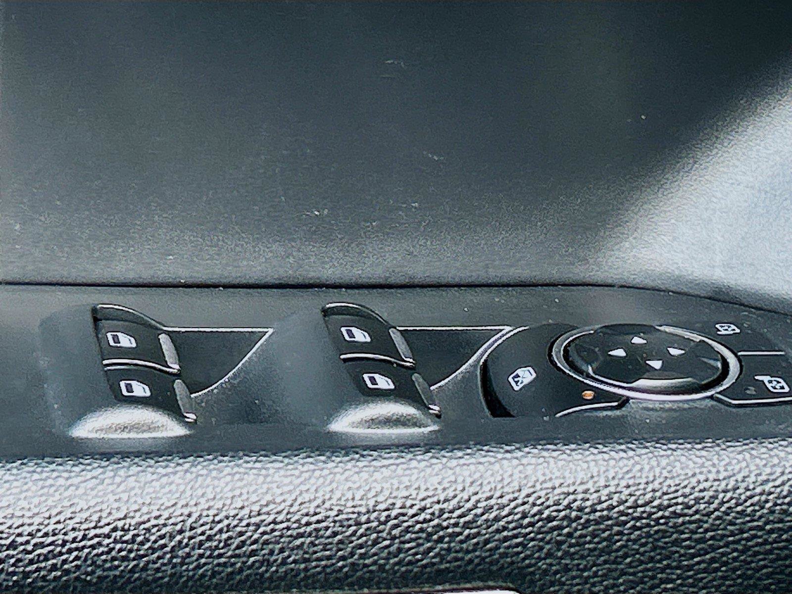 Used 2024 Ford Expedition Max XLT AWD/4WD image 24