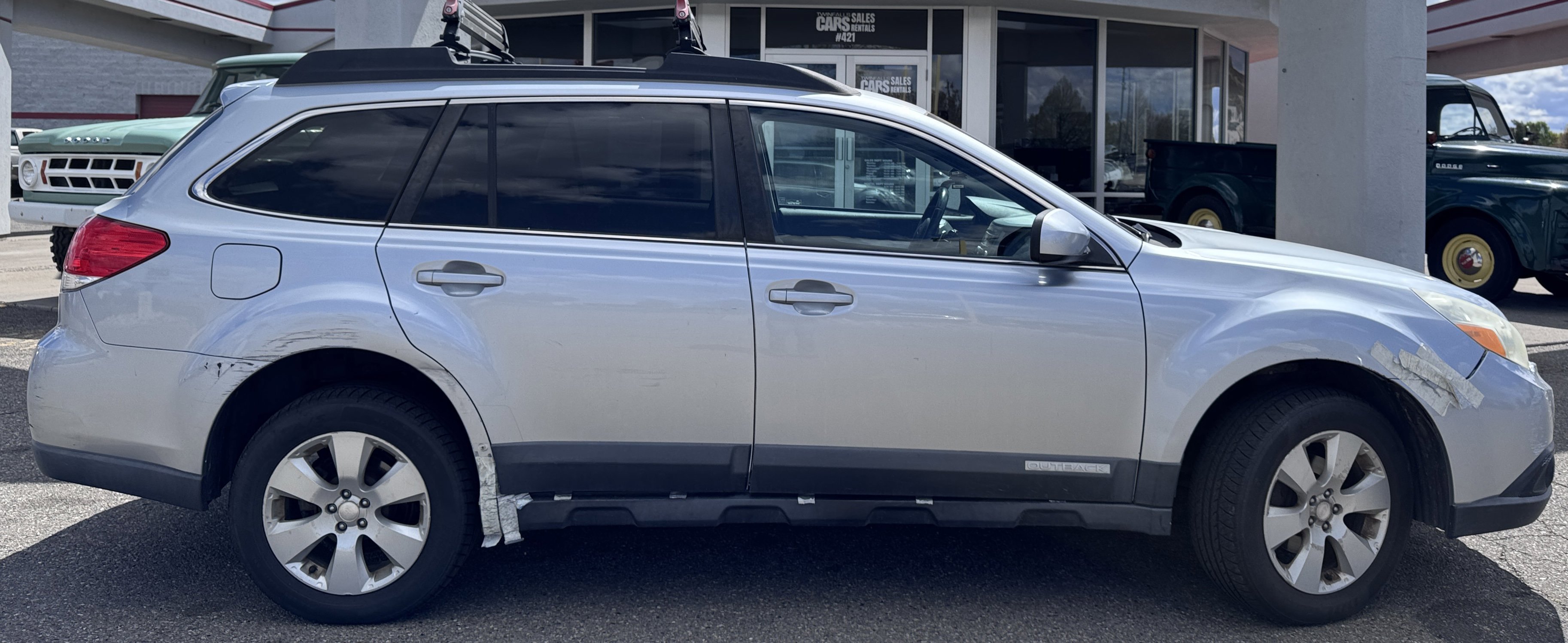 Used 2012 Subaru Outback 2.5i Premium w/ All-Weather Pkg AWD/4WD image 8