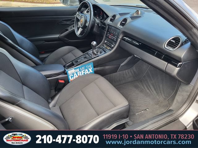 Used 2022 Porsche 718 Boxster RWD image 14