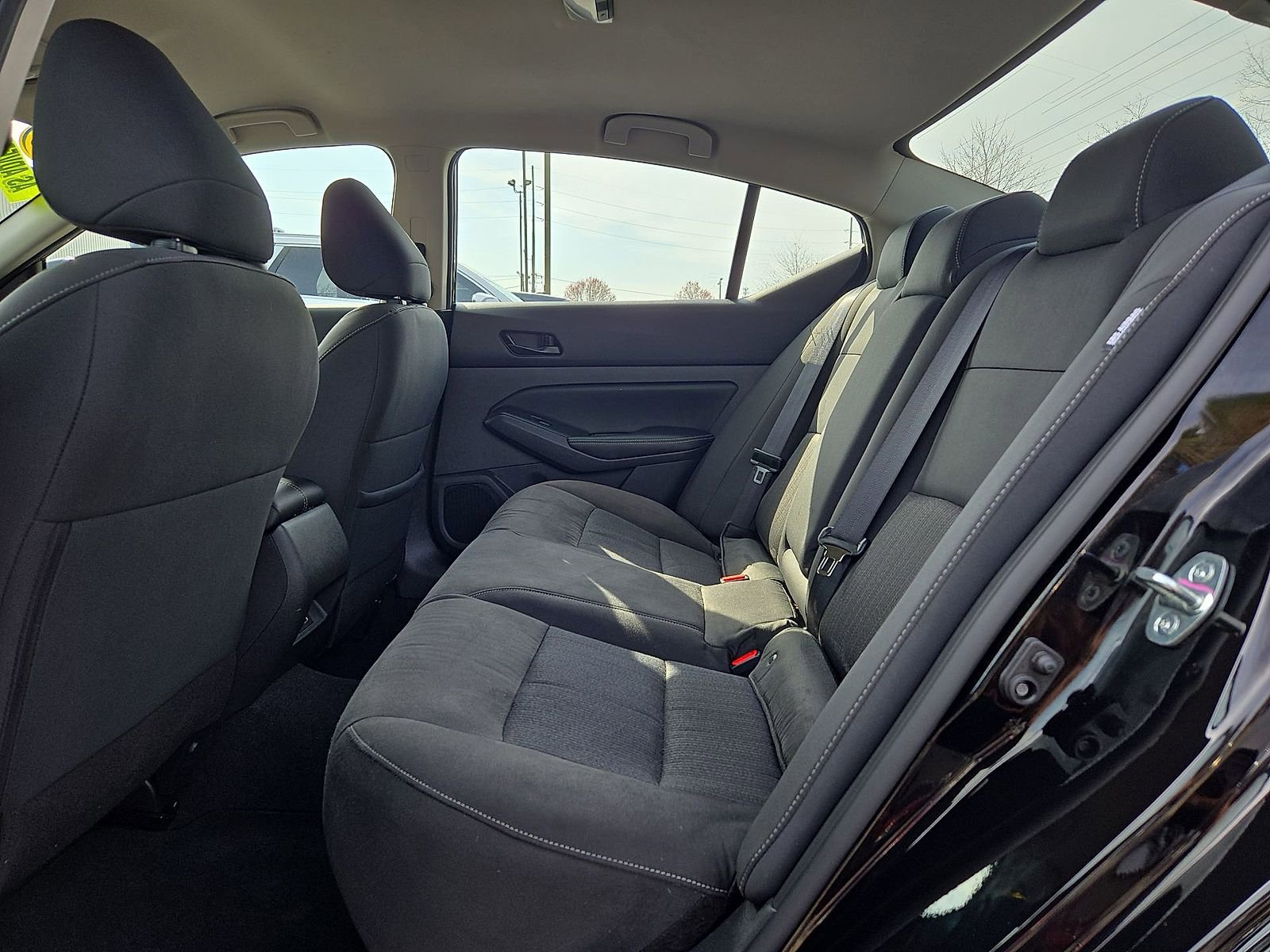 Used 2025 Nissan Altima 2.5 SV image 25