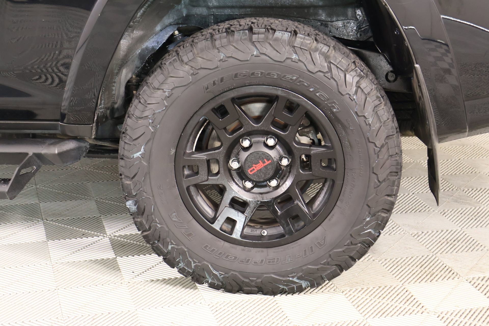 Used 2021 Toyota 4Runner Venture w/ Moonroof Package image 21