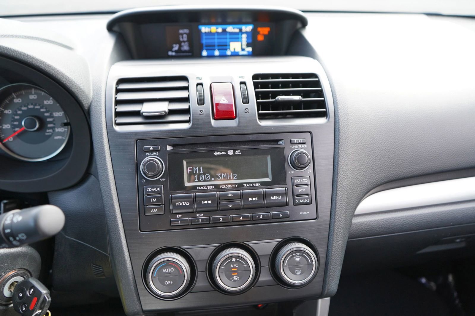 Used 2014 Subaru Forester 2.5i Limited image 11