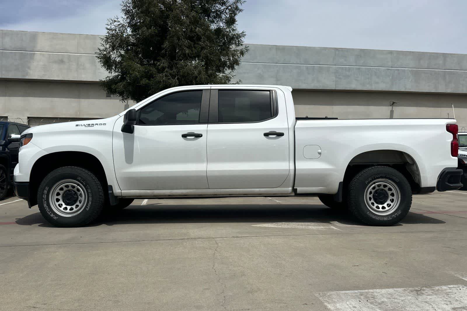 Used 2022 Chevrolet Silverado 1500 W/T w/ Trailering Package image 6