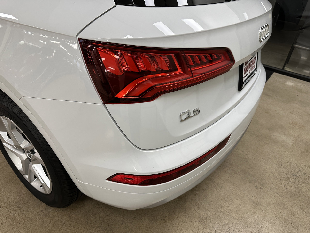 Used 2019 Audi Q5 2.0T Premium image 36