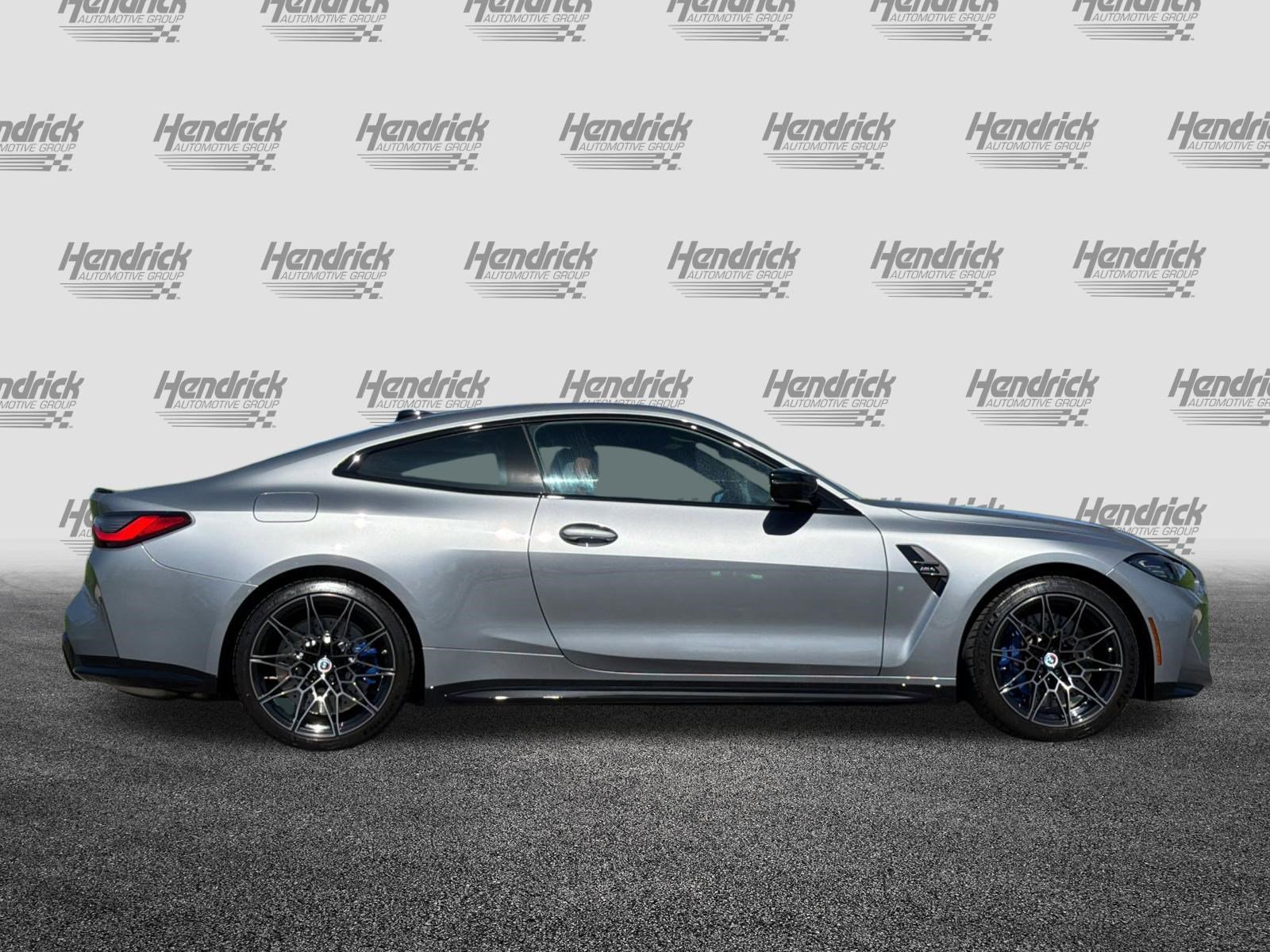 Used 2022 BMW M4 Coupe image 3