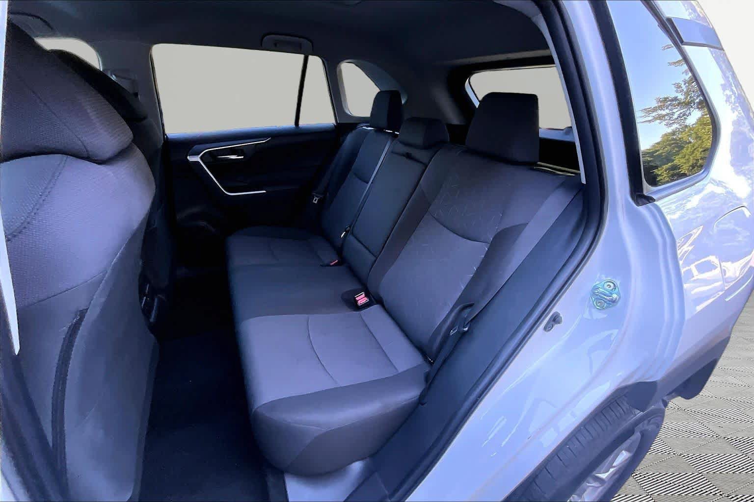 Certified 2025 Toyota RAV4 XLE AWD/4WD image 21