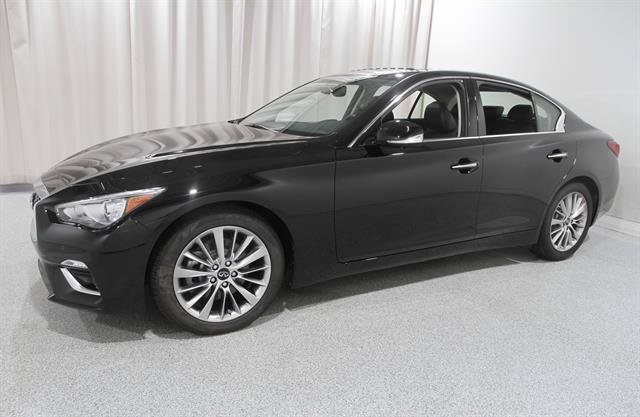 Used 2023 INFINITI Q50 Luxe AWD/4WD image 3