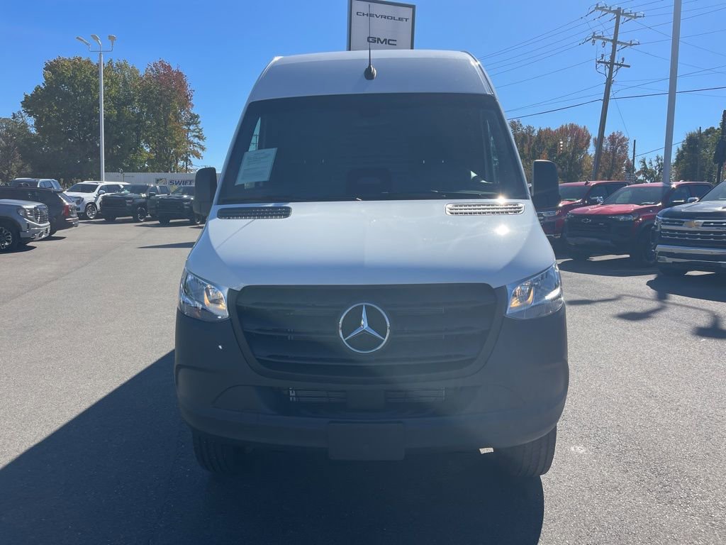 Used 2025 Mercedes-Benz Sprinter 2500 image 8