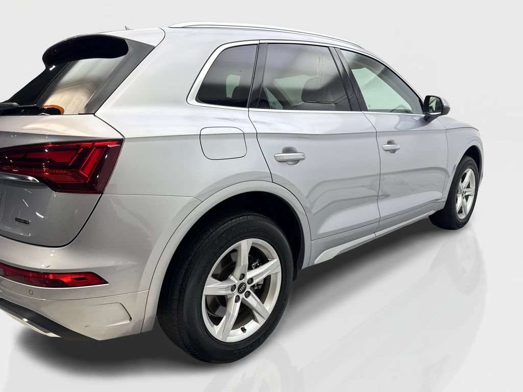 Used 2023 Audi Q5 2.0T Premium w/ Convenience Package AWD/4WD image 13