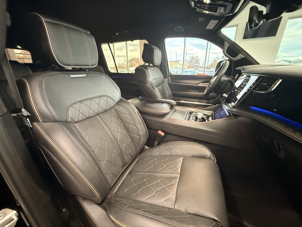 Used 2024 Jeep Grand Wagoneer Series III w/ Quick Order Packagew 28T image 14