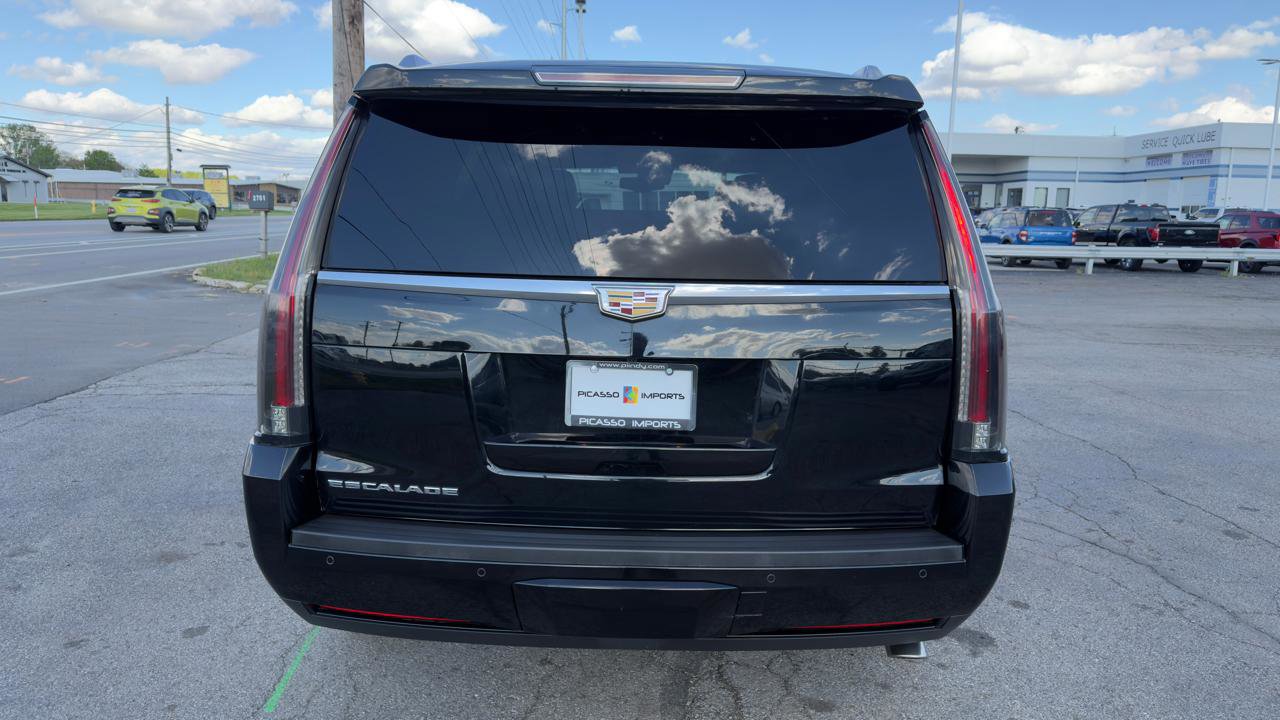 Used 2015 Cadillac Escalade Premium AWD/4WD image 7