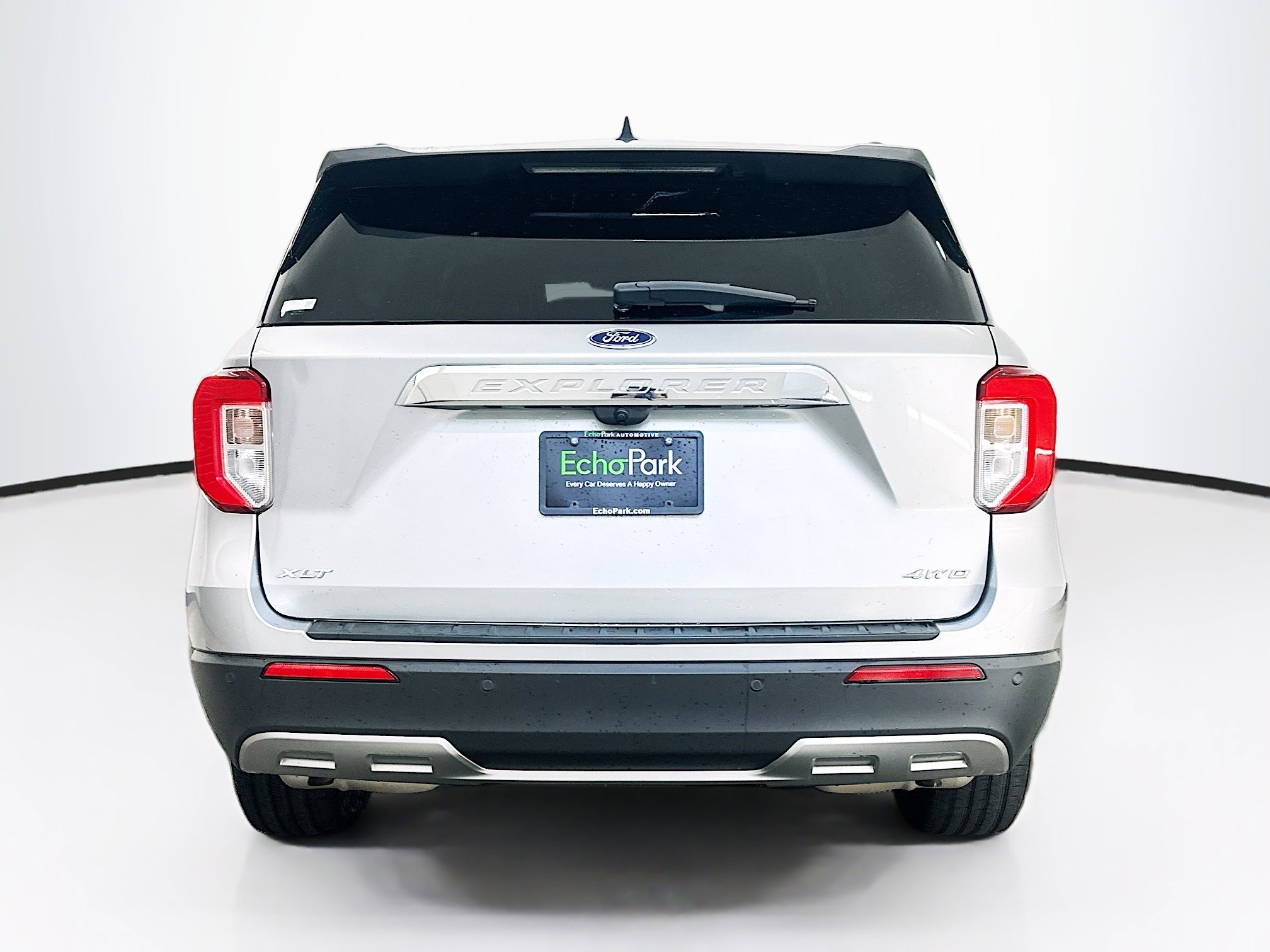 Used 2021 Ford Explorer XLT w/ Equipment Group 202A AWD/4WD image 7