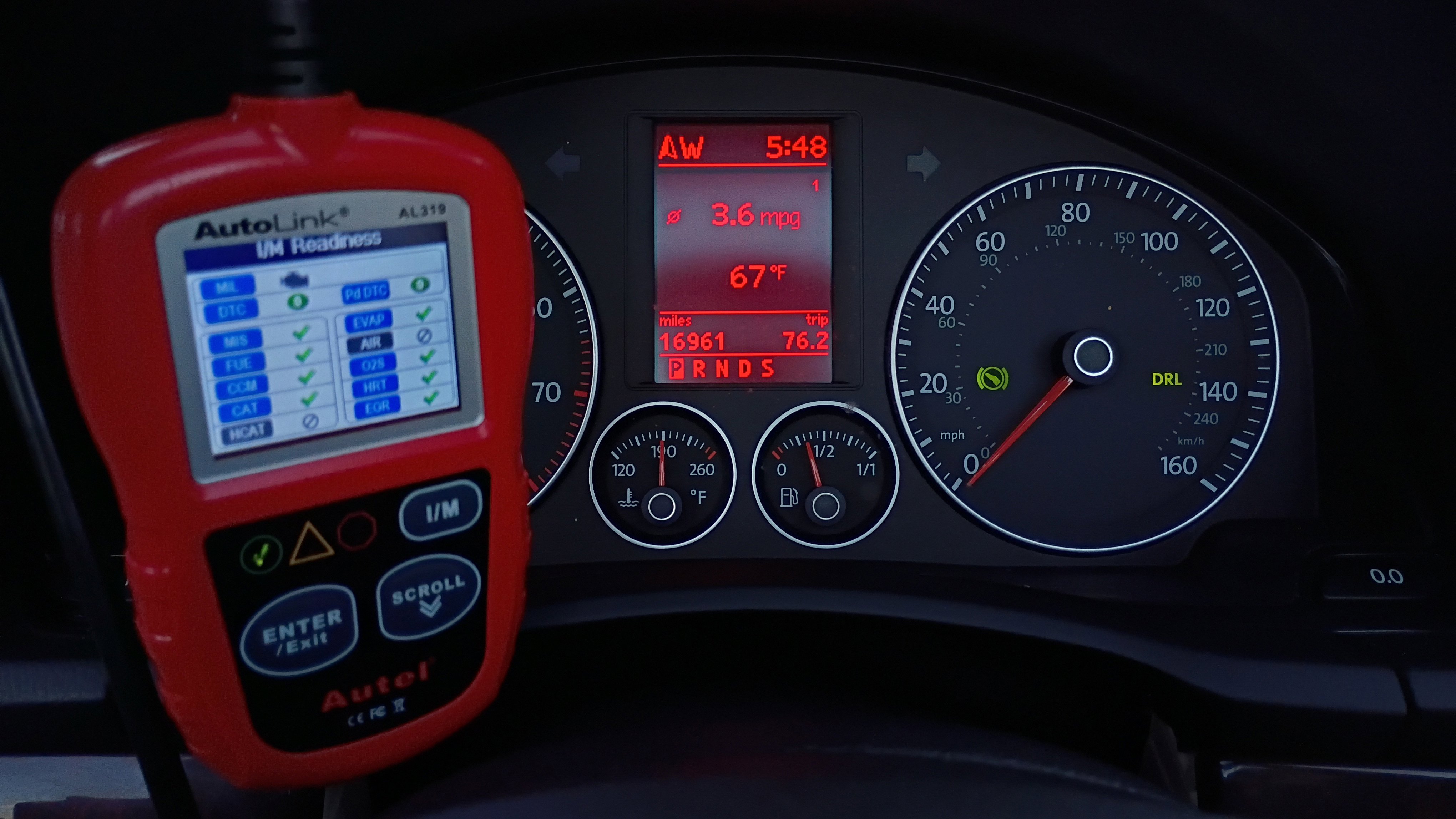 Used 2009 Volkswagen Eos Lux image 40