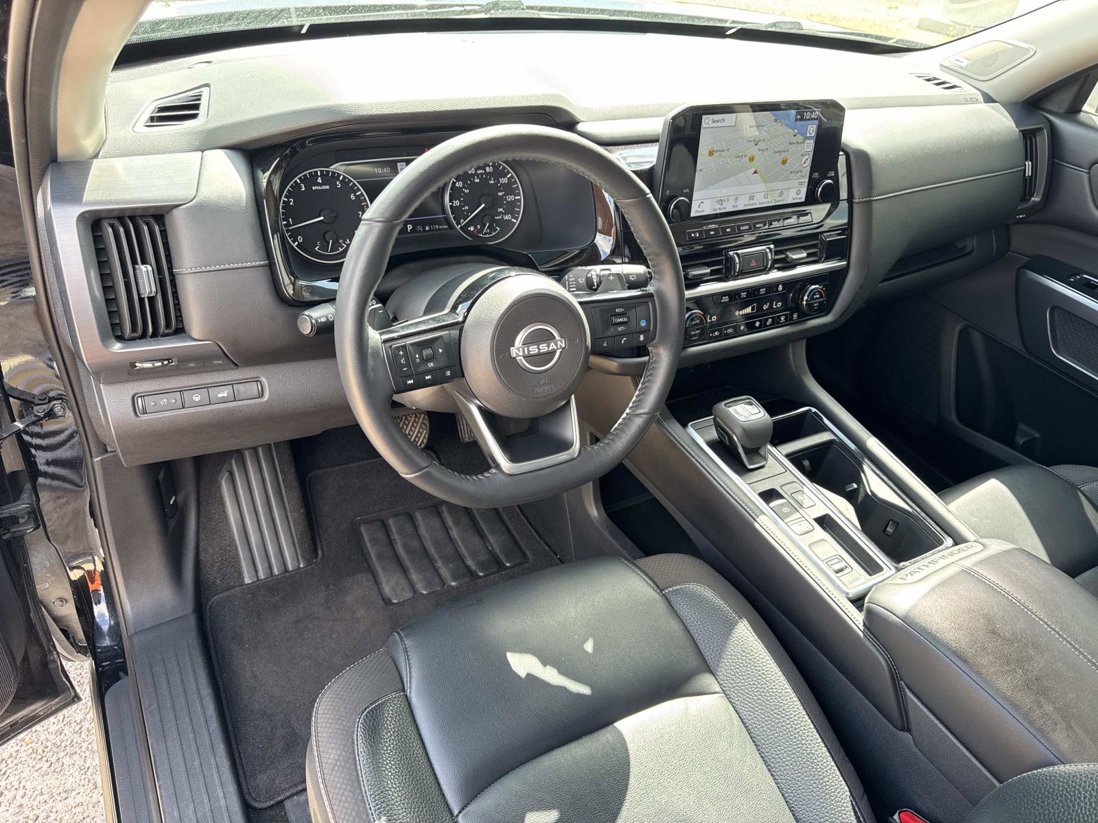 Used 2023 Nissan Pathfinder SL w/ SL Premium Package FWD image 19