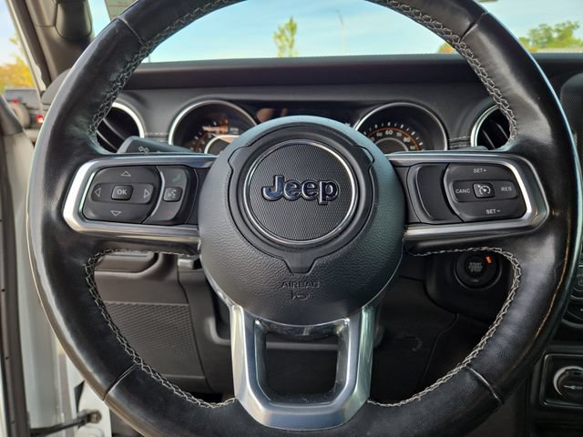 Used 2021 Jeep Wrangler Unlimited Sahara w/ Dual Top Group AWD/4WD image 22