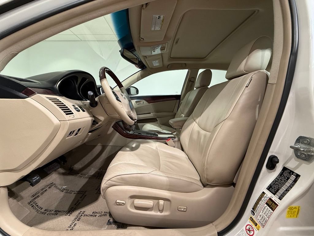 Used 2012 Toyota Avalon Limited FWD image 12