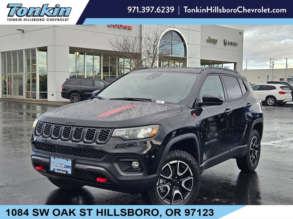 Used 2026 Jeep Compass Trailhawk AWD/4WD image 1