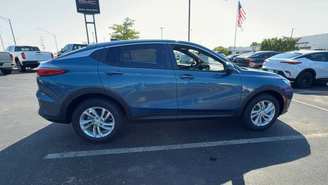 New 2026 Buick Envista Sport Touring w/ Convenience I Package FWD image 9