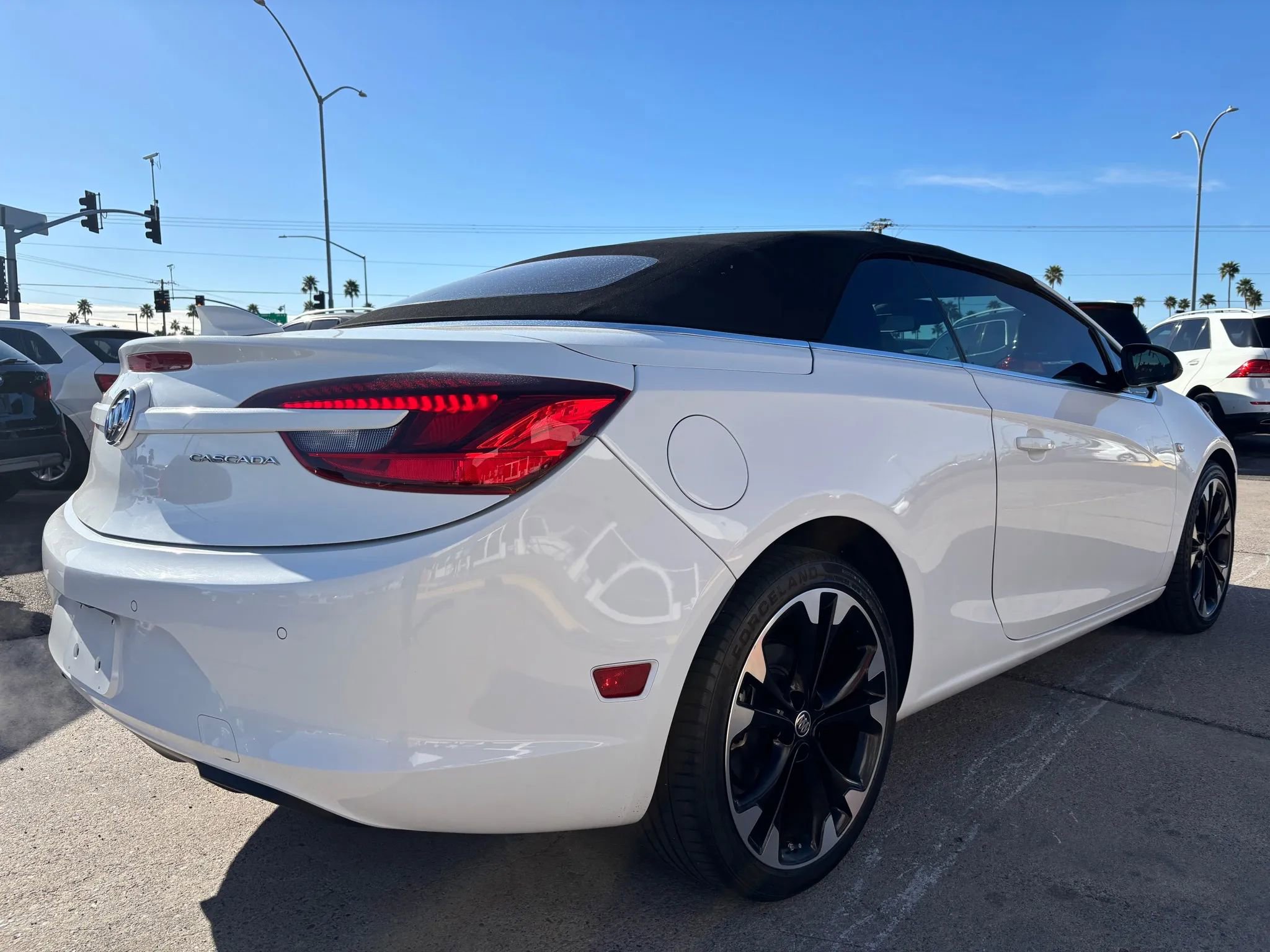 Used 2019 Buick Cascada Sport Touring w/ Dark Effects Package image 5
