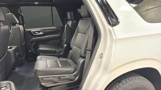 Used 2023 Chevrolet Tahoe Z71 w/ Luxury Package AWD/4WD image 22