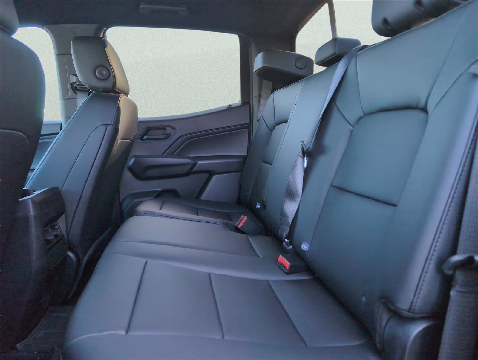 New 2026 Chevrolet Colorado Trail Boss AWD/4WD image 18