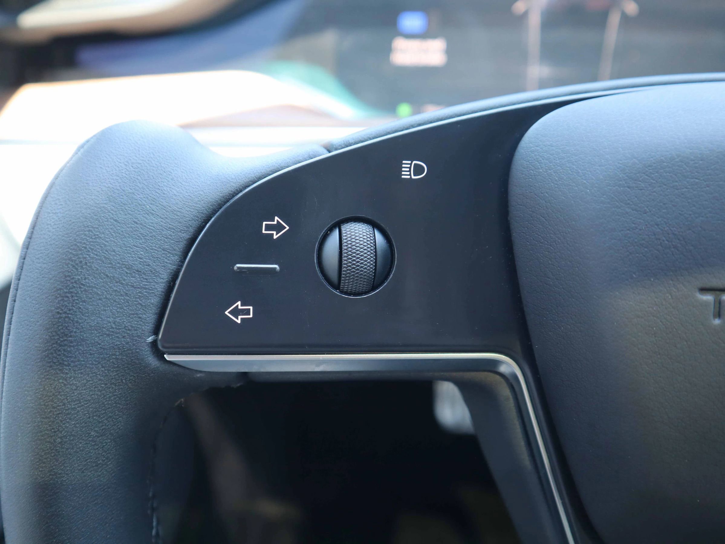 Used 2022 Tesla Model S image 15