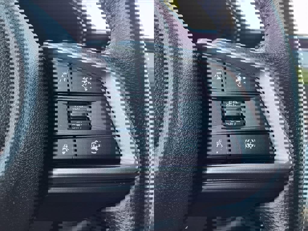 Used 2023 Subaru Outback Premium image 5