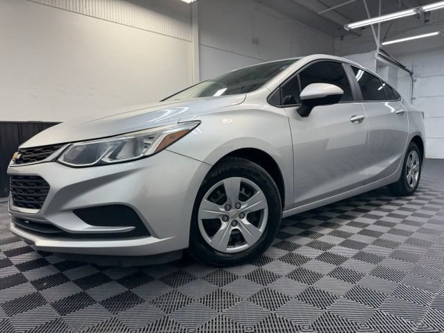 Used 2017 Chevrolet Cruze LS FWD image 3
