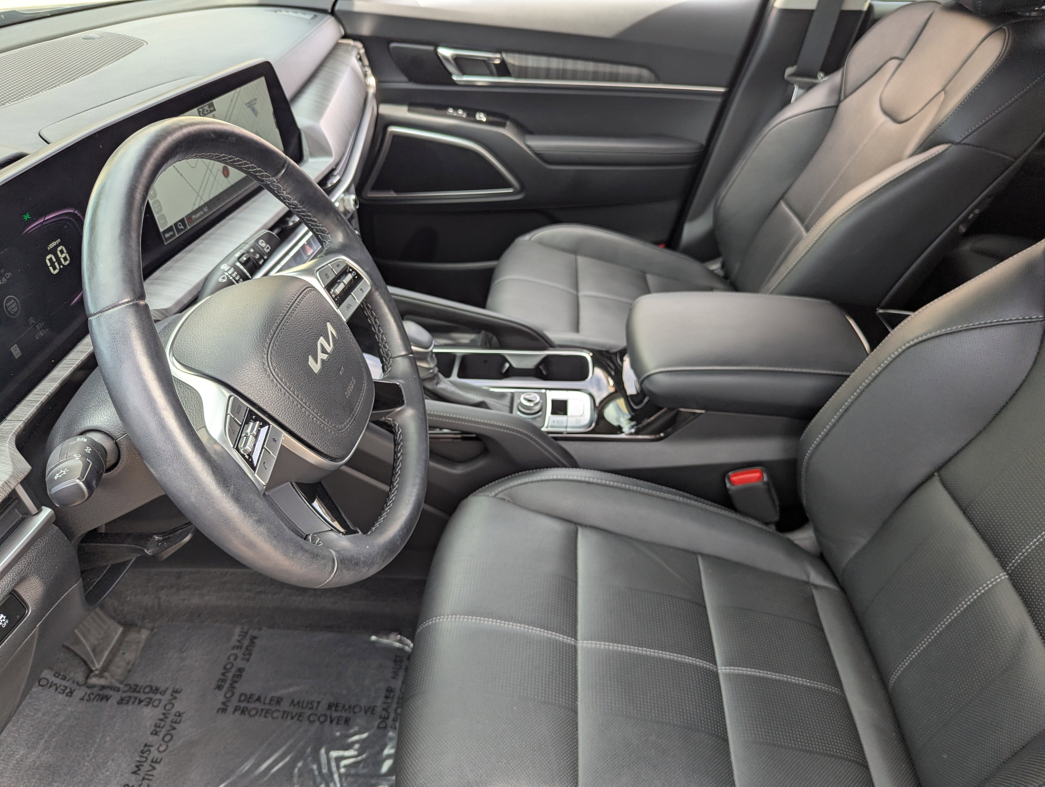 Used 2024 Kia Telluride EX w/ EX Captain's Chair Package image 20