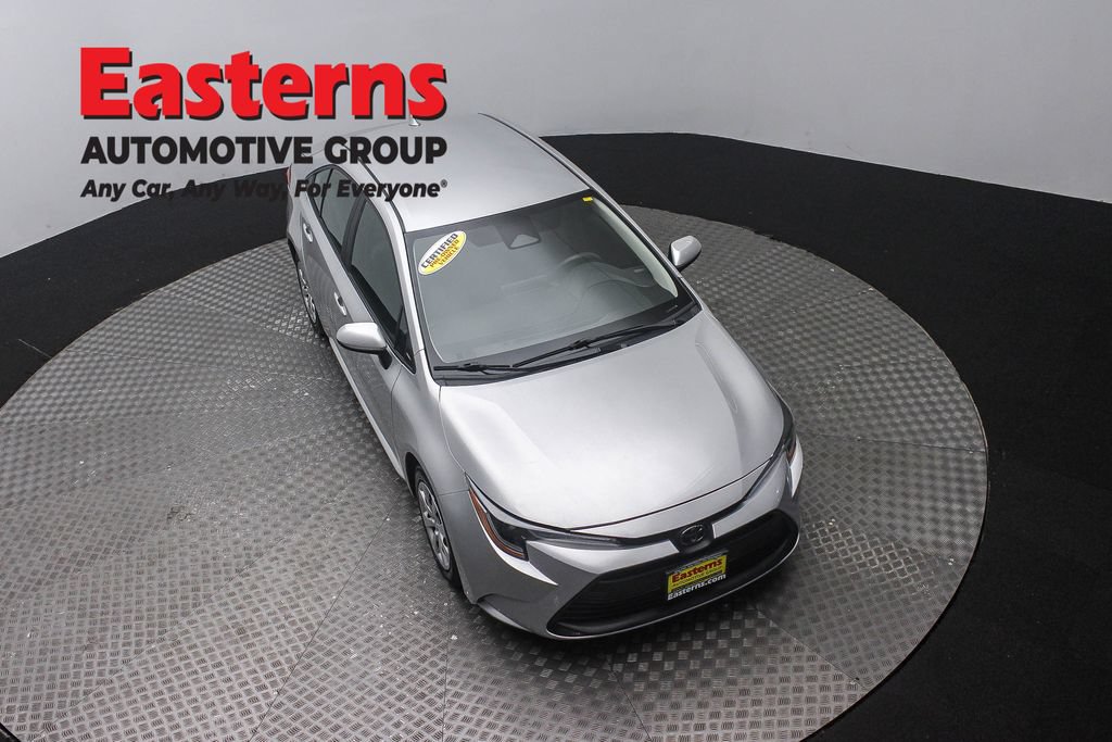 Used 2024 Toyota Corolla LE FWD image 3