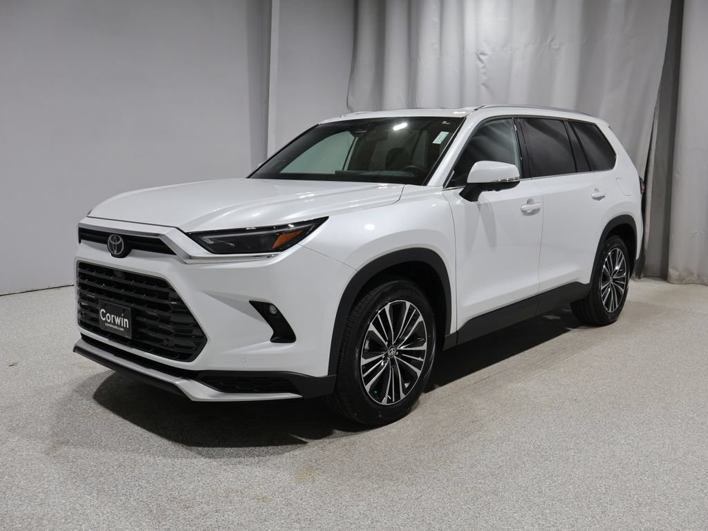 Used 2025 Toyota Grand Highlander AWD Hybrid image 5