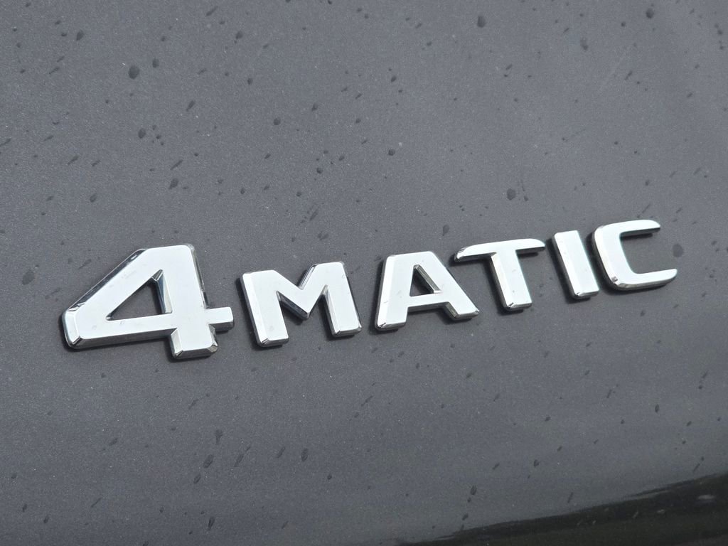 Certified 2022 Mercedes-Benz GLC 300 4MATIC image 4