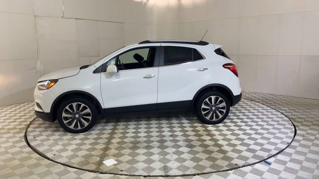 Used 2022 Buick Encore Preferred w/ Safety Package AWD/4WD image 5